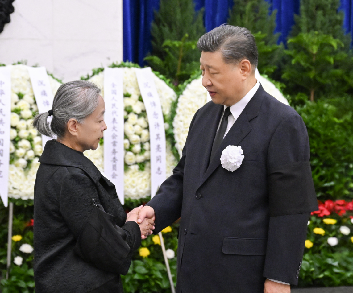 许其亮同志遗体在京火化 习近平等到八宝山革命公墓送别